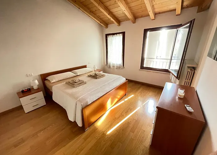 Apartment Casa Giarella Isola della Scala